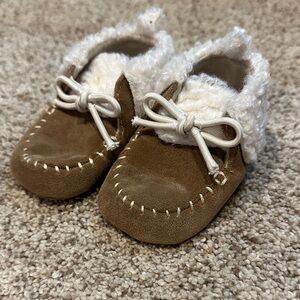 Baby B’gosh Cozy Brown Moccasins Sz infant 1